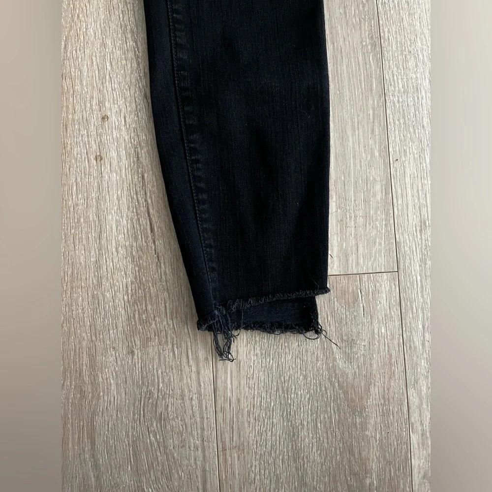 MOTHER Women’s The Stunner Zip Ankle Step Fray in Not Guilty - Size 27 - Picture 3 of 13